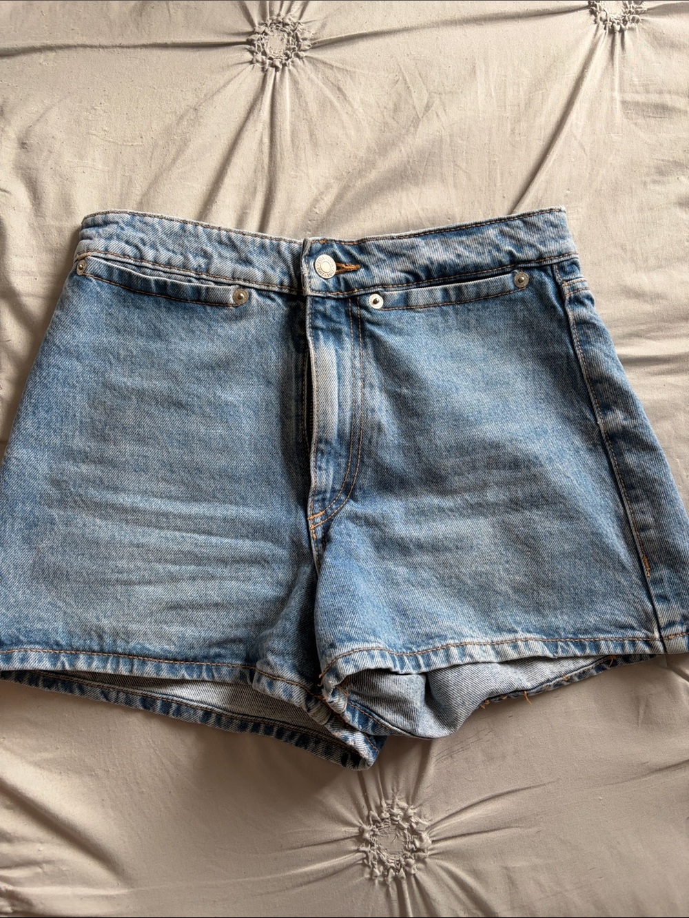 Retro style Zara denim shorts
